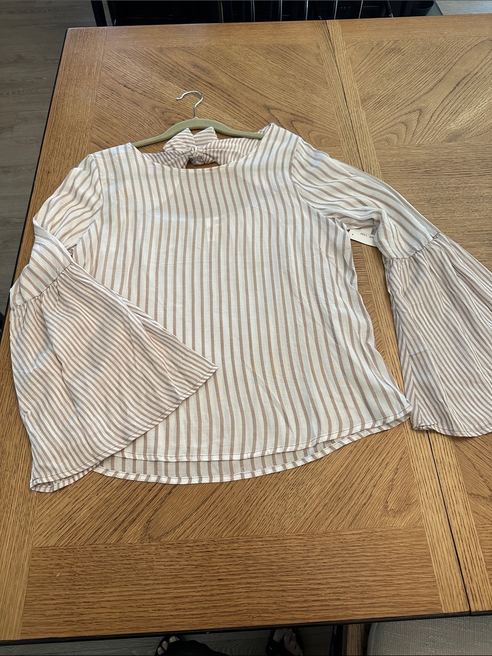 Women's Striped Bell-Sleeve Blouse - Cream/Beige